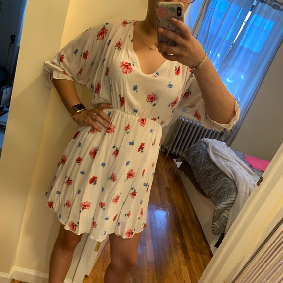 LAST 1️⃣ 💐White Floral 3/4Sleeve Dress💐 - Picture 3 of 3